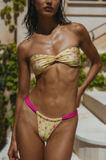 Nia Bottom (Paradise)